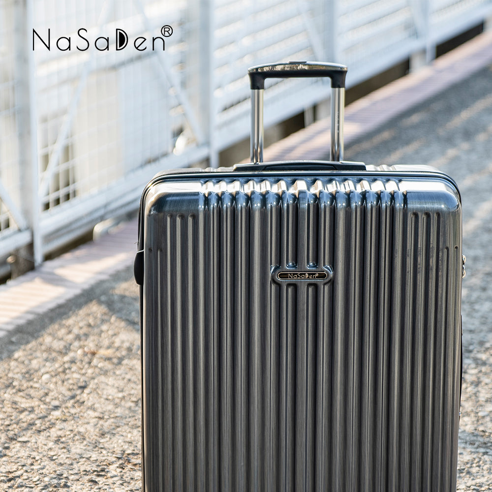【NaSaDen】クラシック ノルディックブラック 22インチ 機内持ち込み / 26インチ / 29インチ 預け入れ ジッパー式スーツケース